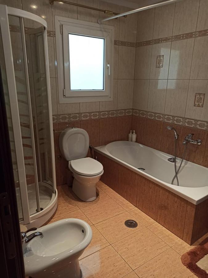 Golden Mirror In Kavala Apartman Kültér fotó