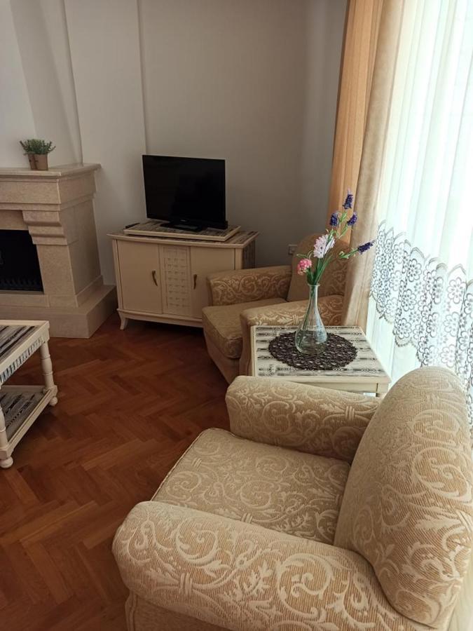 Golden Mirror In Kavala Apartman Kültér fotó